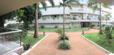 Fino Depto De 2 Dormitorios En Suite + área De Servicio. Balkonia