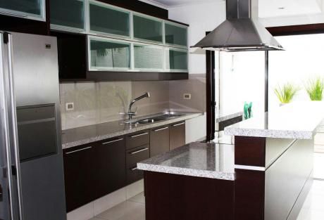 Hermoso Penthouse Confortable En Condominio Ideal Para Empresario