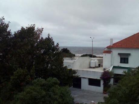Casa En La Mejor Zona De Carrasco A Metros De La Rambla