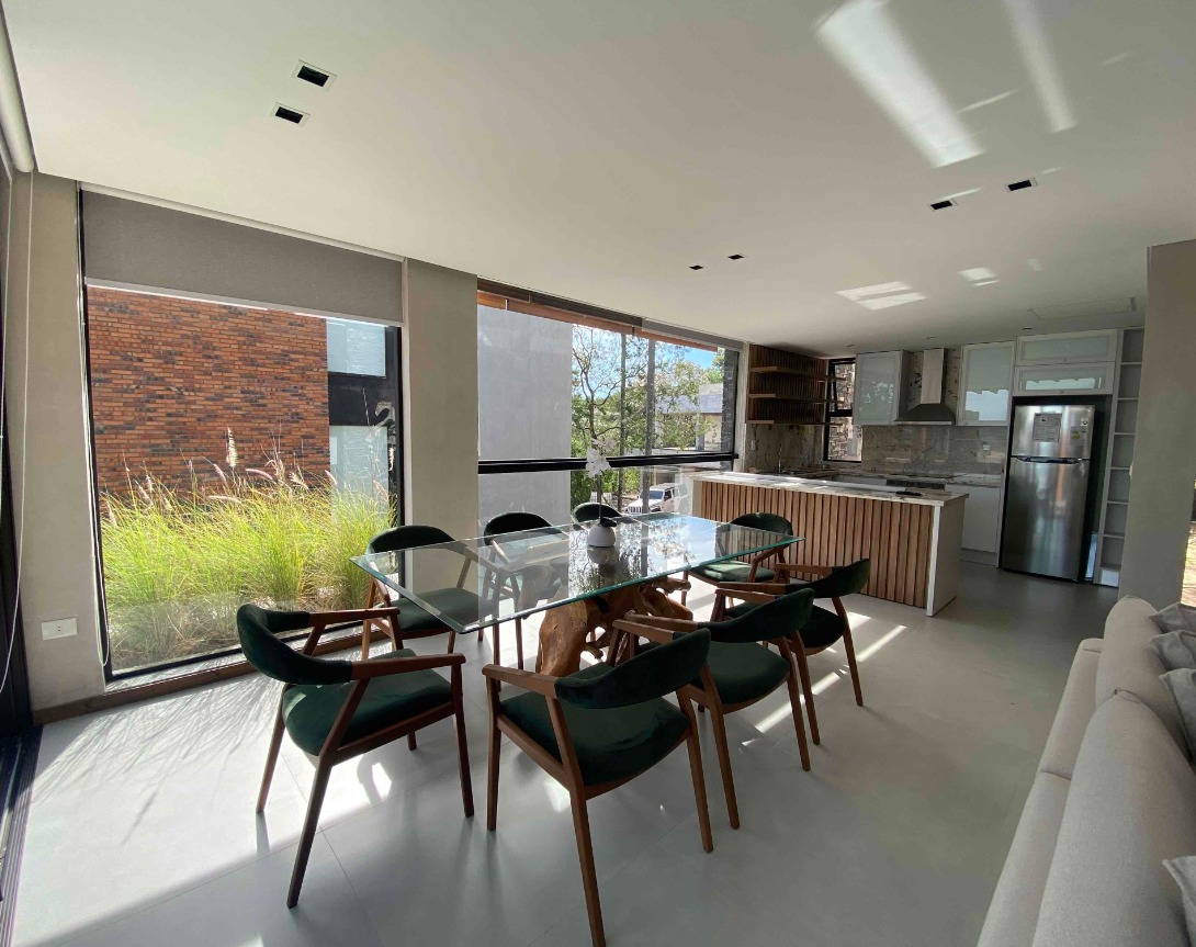 EN VENTA HERMOSA RESIDENCIA EN SAN BERNARDINO — foto 3