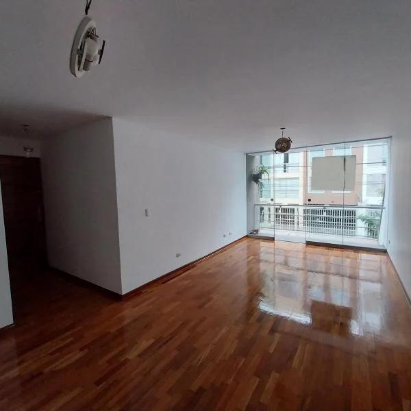 Departamento en alquiler en Surquillo