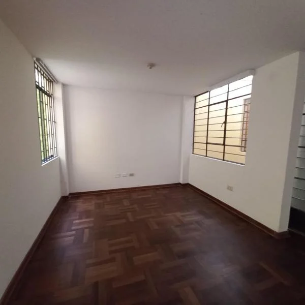 Departamento en alquiler en Surquillo