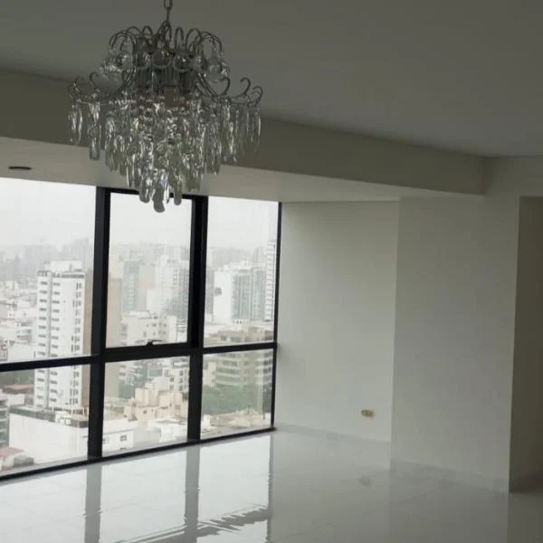 Departamento en alquiler en San Isidro