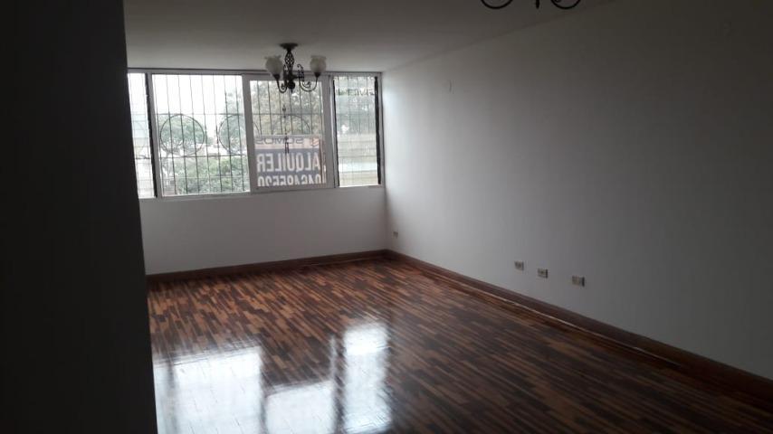 Departamento en alquiler en Santiago de Surco