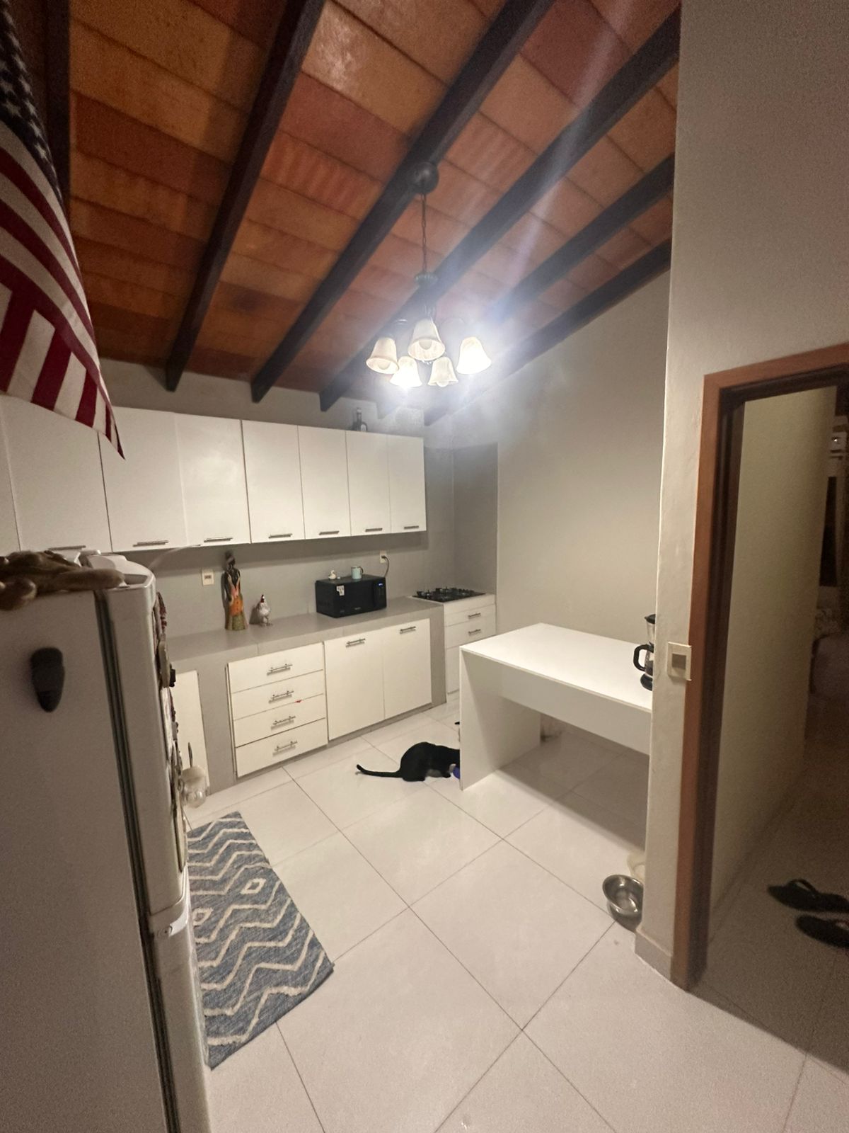 ALQUILO CASA EN LAMBARÉ B° STA LUCIA — foto 3