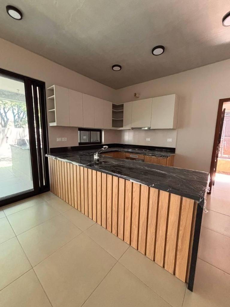 VENDO CASA A ESTRENAR EN SAN BERNARDINO CERCA DE PETROBRAS AV. KENNEDY — foto 3