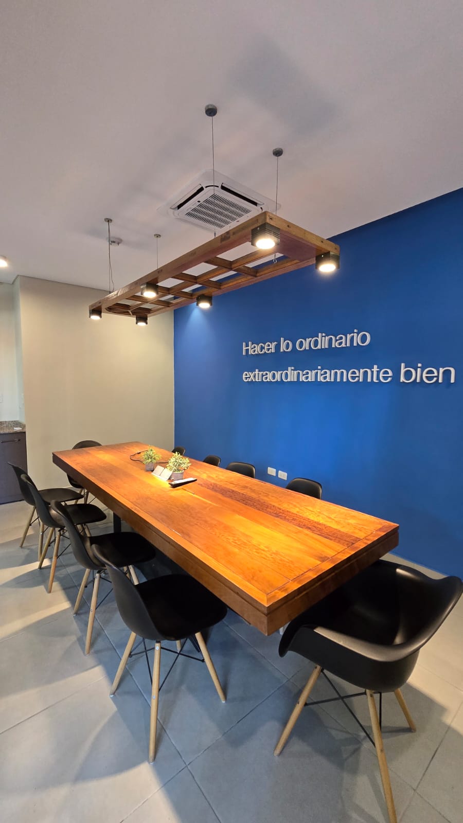 ALQUILO OFICINA AMOBLADA Y EQUIPADA EN VILLA AURELIA — foto 2