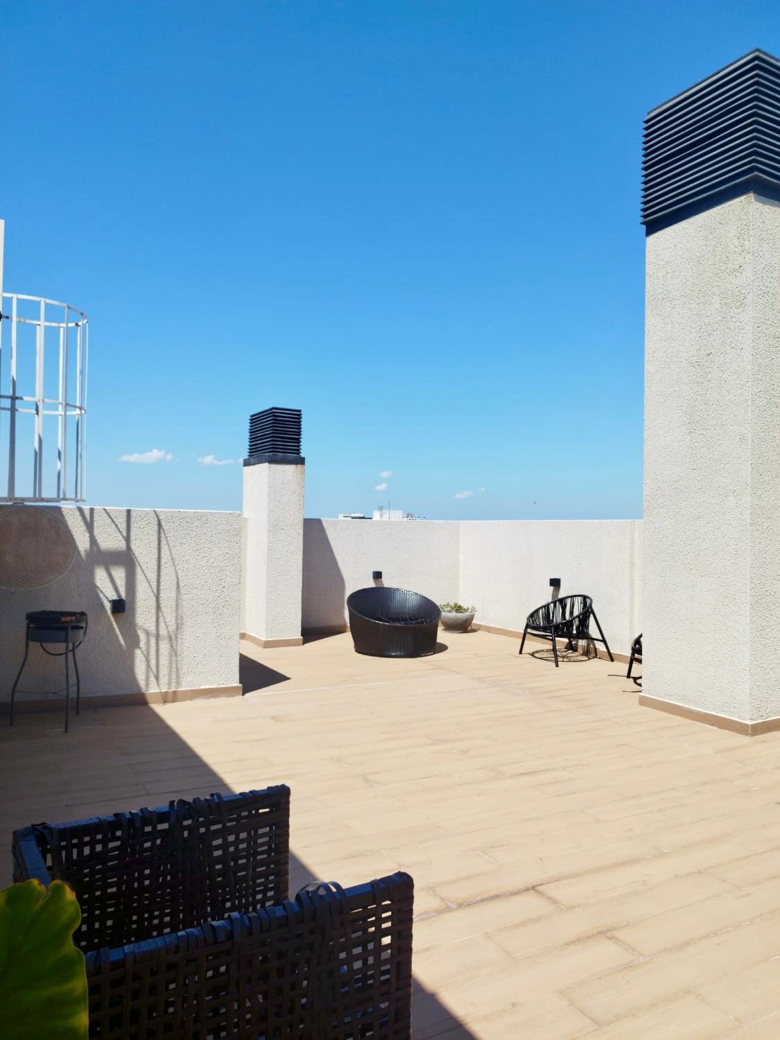 Departamento en alquiler en Los Laureles, Asunción — foto 3