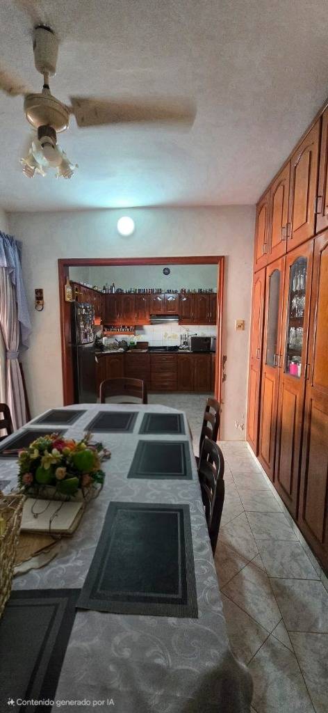 VENTA DE CASA EN LUQUE – 4° BARRIO — foto 3