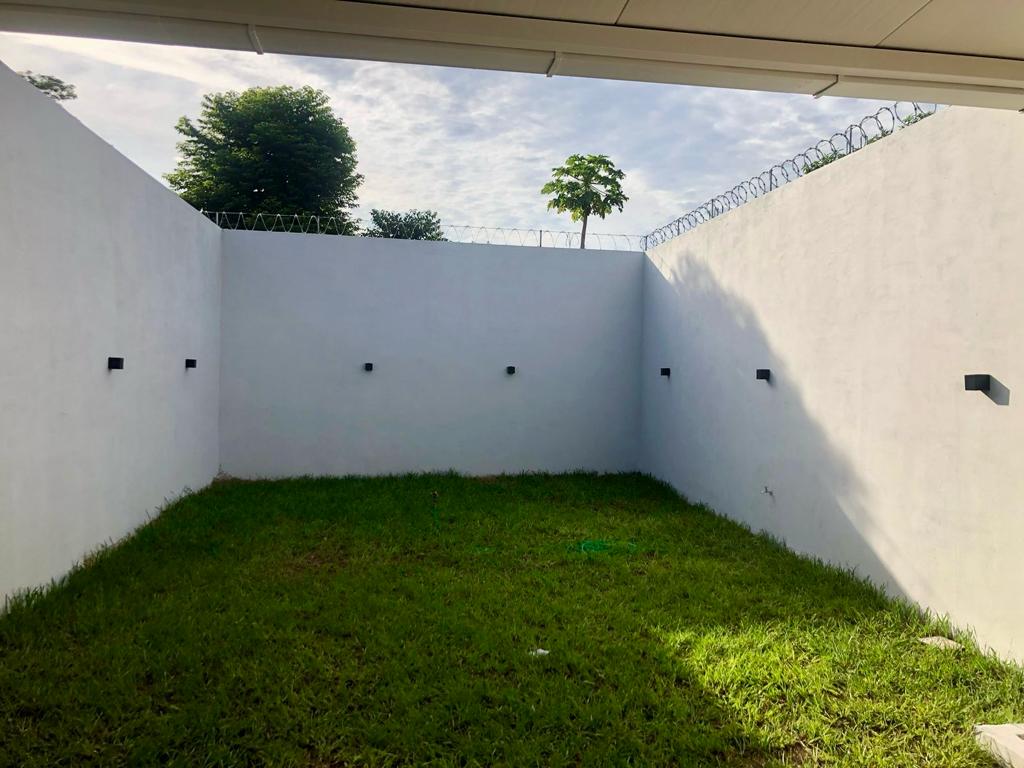 VENDO DUPLEX A ESTRENAR EN LUQUE CAÑADA SAN RAFAEL — foto 2