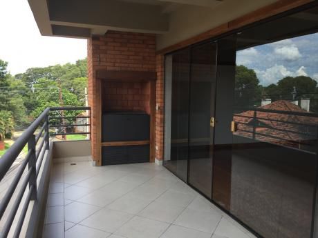 Alquilo Amplio Departamento De 1 Domritorio En Mburicao