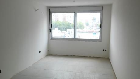 Apartamento, 2 Dormitorios. Cordón
