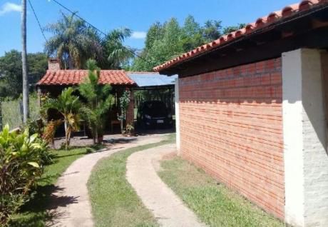 Casa Quinta En Ypacaray: (1.080 Mt2.)
