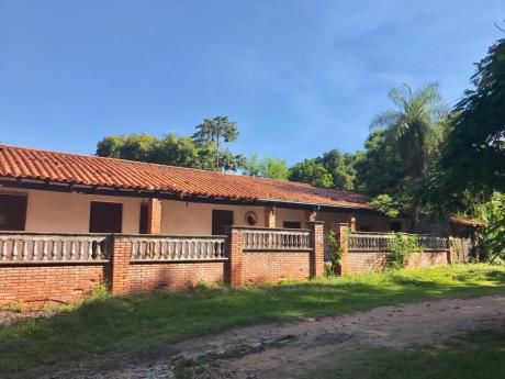 Para Casa Quinta En Aregua