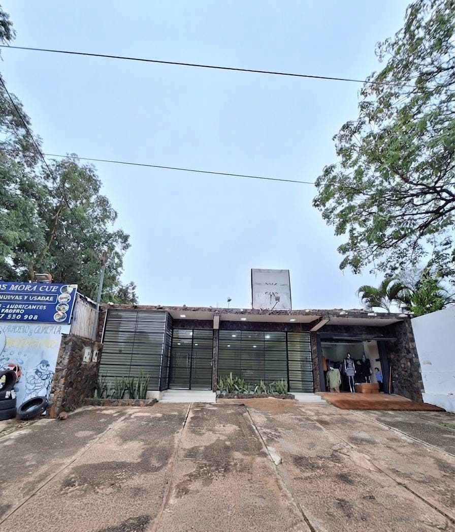 En Alquiler Salón Comercial De 102 M2 En Luque Mora Cue — foto 3