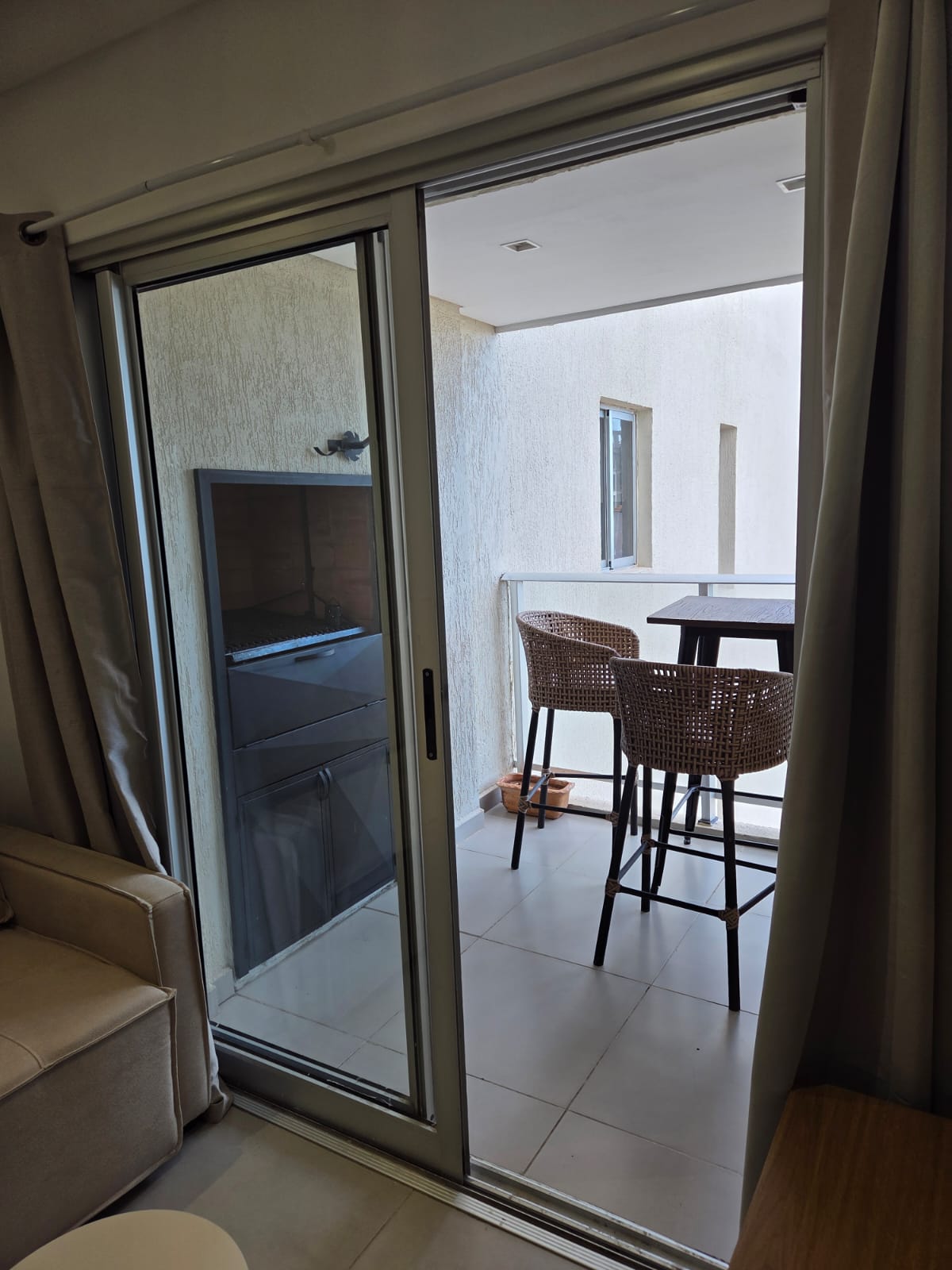 ALQUILER DE DEPARTAMENTO EN MOLA TOWER — foto 2