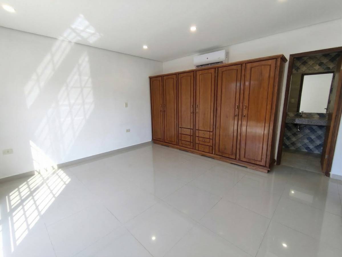 Alquilo Dúplex de 4 habitaciones con piscina Fernando de la Mora — foto 3