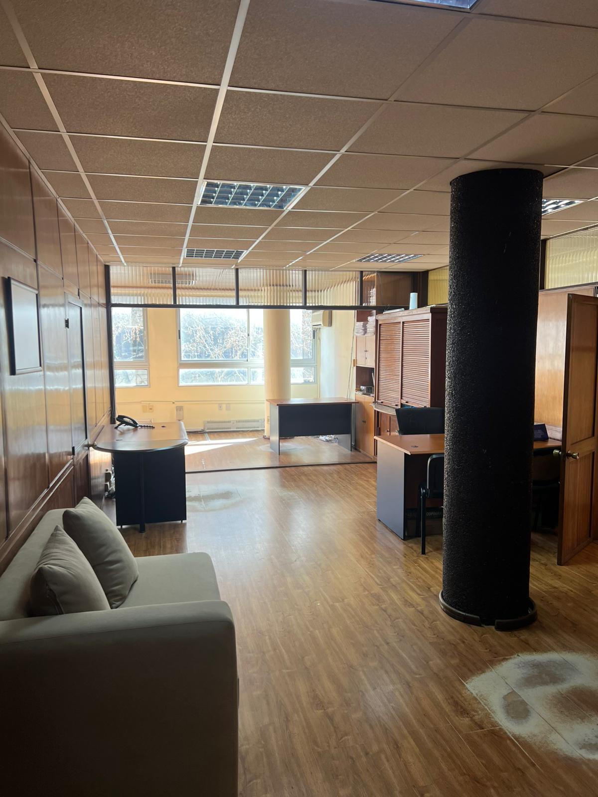 Oficina En Alquiler / Venta En El Centro De Montevideo · Foto 1
