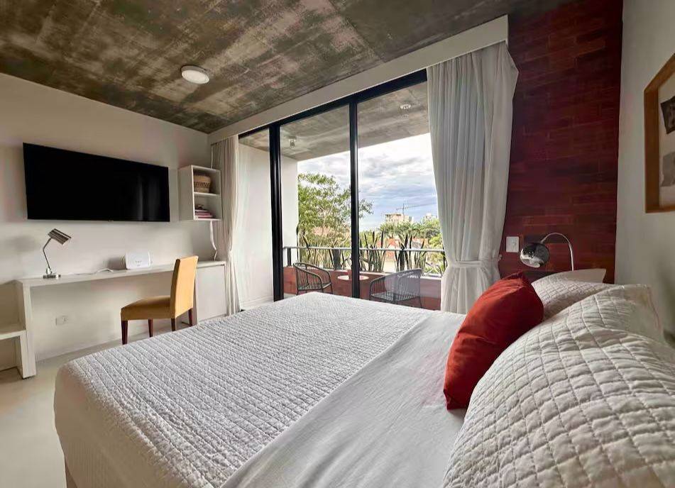 VENDO MONOAMBIENTE TOTALMENTE EQUIPADO EN EL EDIFICIO FLATS DEL SOL — foto 3