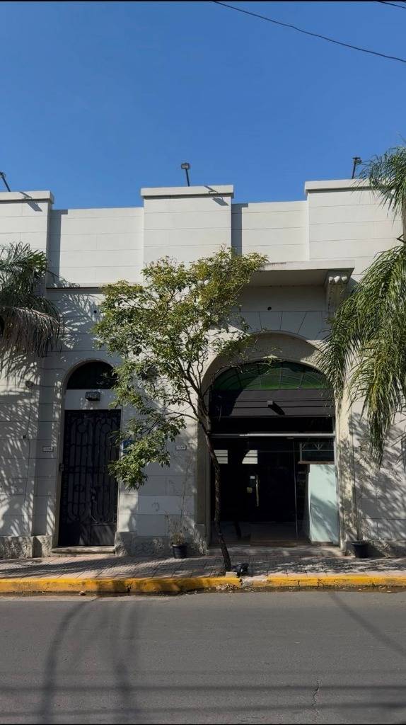 Joya arquitectónica de 1920 en alquiler | Local Comercial en Centro de Asunción — foto 2