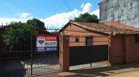 Chalet A Pocas Cuadras De Gral Santos