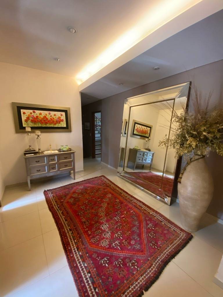 RESIDENCIA EN VENTA EN BARRIO MBURUCUYA — foto 2