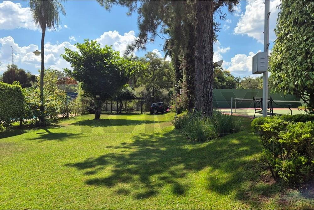 VENDO CASA CON CANCHA DE TENIS EN SAN BERNARDINO CENTRO — foto 3