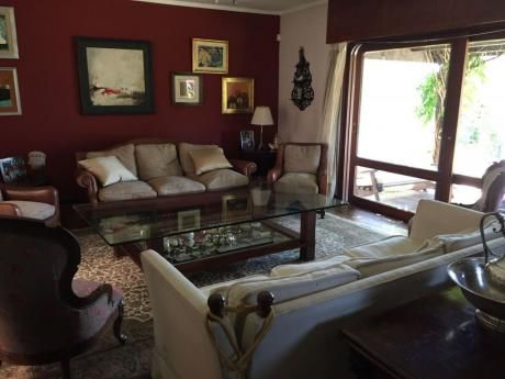 Venta Casa Carrasco 4 Dormitorios Piscina