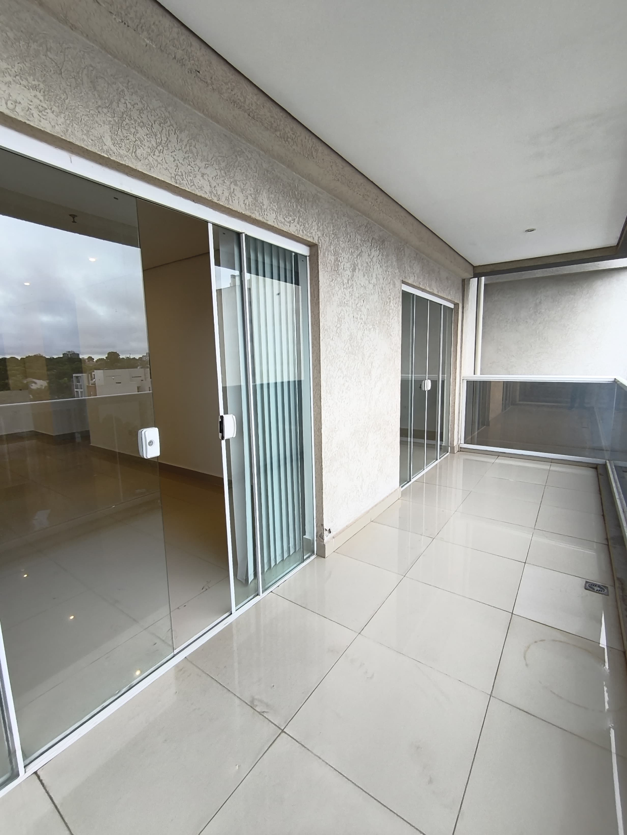 DEPARTAMENTO EN ALQUILER EDIFICIO EMPORIUM - — foto 2