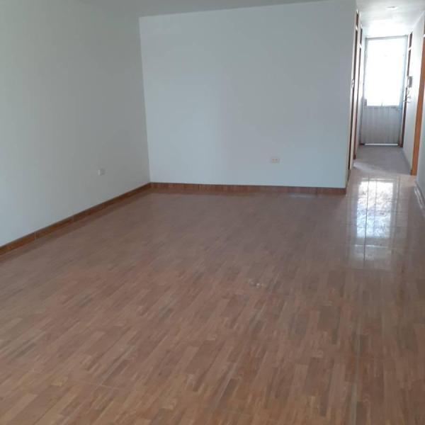 Departamento en venta en José Luis Bustamante y Rivero