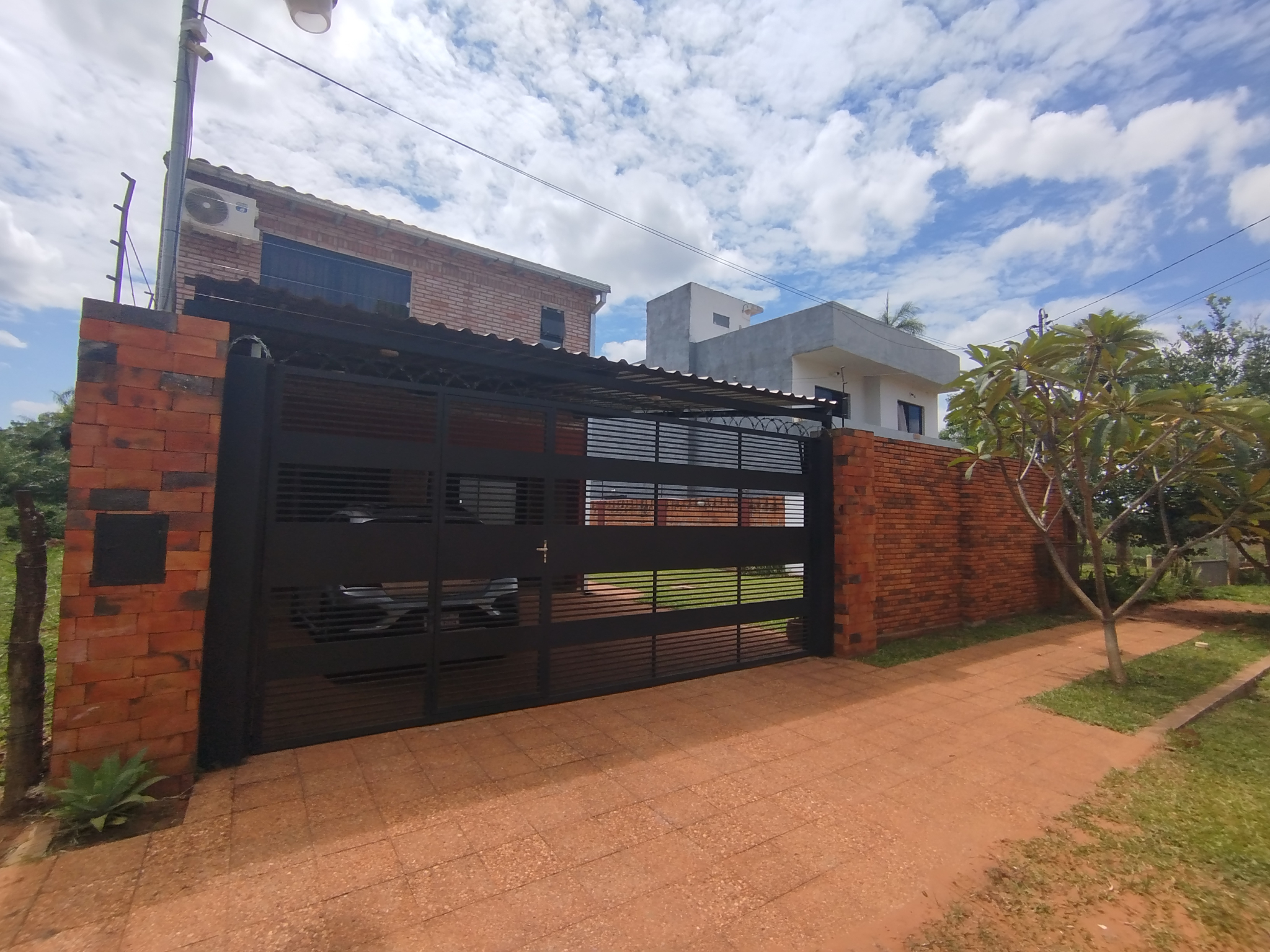 Casa en venta en Luque — foto 2