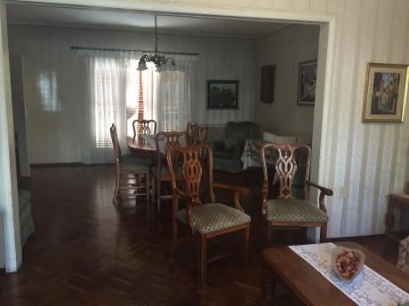 Casa De 3 Dorm. Punta Carretas