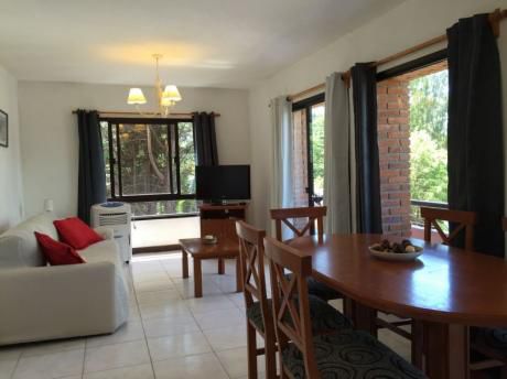 Cómodo Apartamento Cerca De La Playa Brava