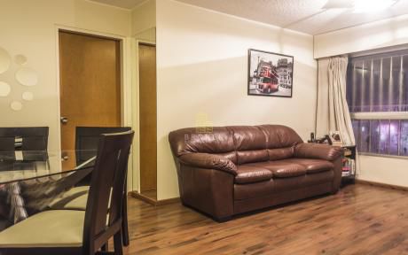 Apartamento De 2 Dormitorios Frente Al Mar En Malvin