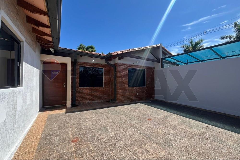 Casa en Alquiler. Ñemby Bo. Pai Ñu — foto 2