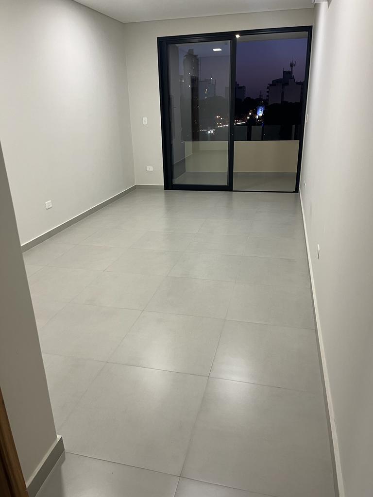 ALQUILO DEPTO DE 2 DORMITORIOS EN EL EDIFICIO MATRISA ASUNCION — foto 2