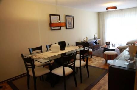 Venta De Apartamento 2 Dormitorios En Pocitos