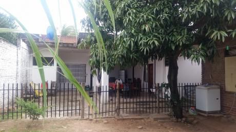 Vendo Casa Económica Por La Av. Santos Dumont