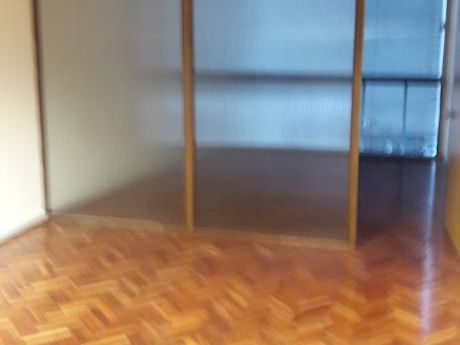 Oportunidad Oficina Ciudad Vieja - Cerrito Y 33