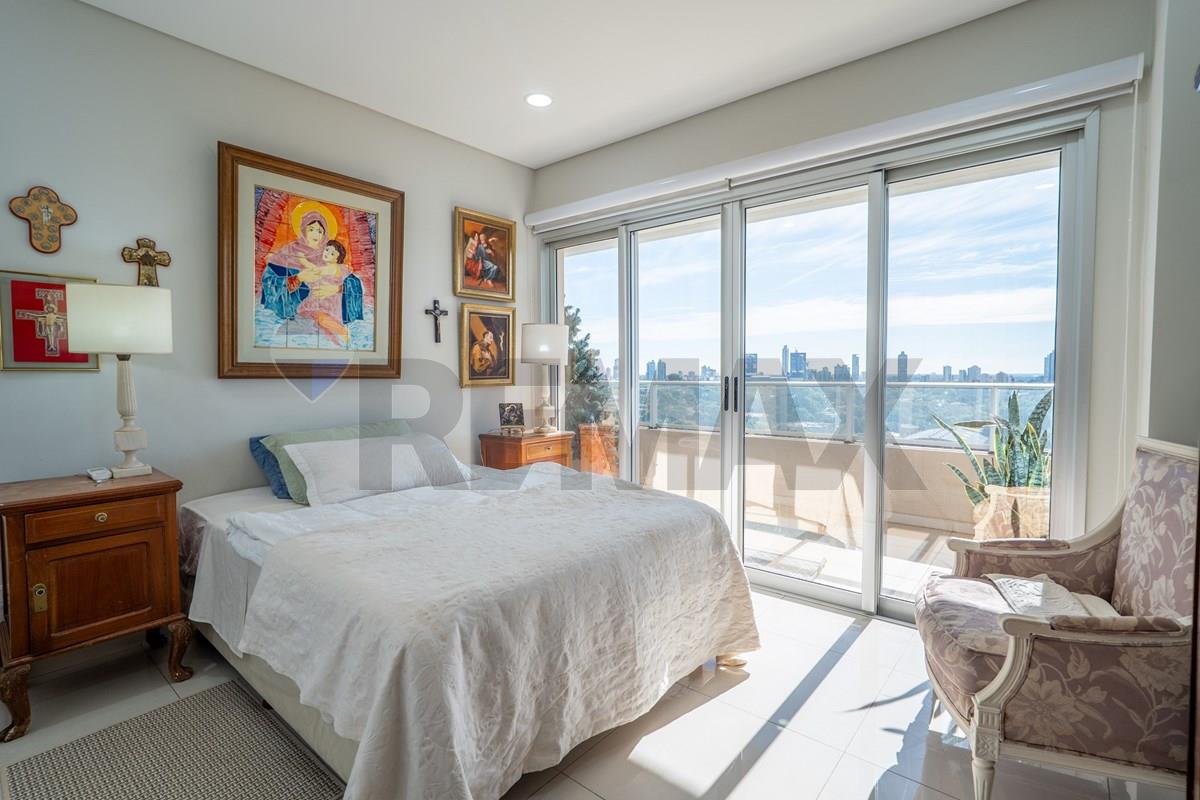 EN VENTA | DEPTO DE 3 HABITACIONES Y 3 COCHERAS — foto 3