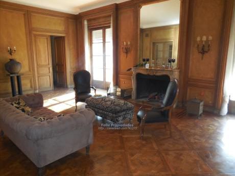 Centro. Venta Apartamento Categoria, 405m2