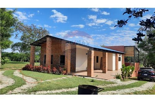 Casa-Alquiler-PY Cordillera Atyra FELICIANO MARTINEZ (RUTA CAACUPE ATYRA) — foto 3
