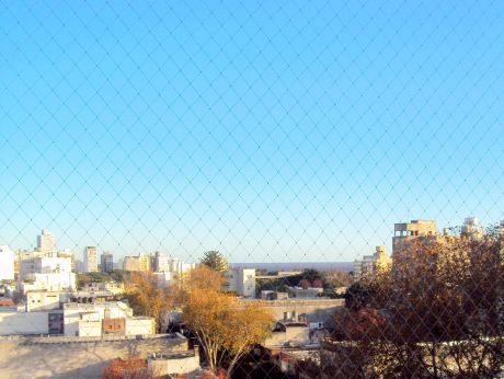 Amplio, Y Despejado - 3 Dormitorios, 2 Baños Y Gge, - Pocitos