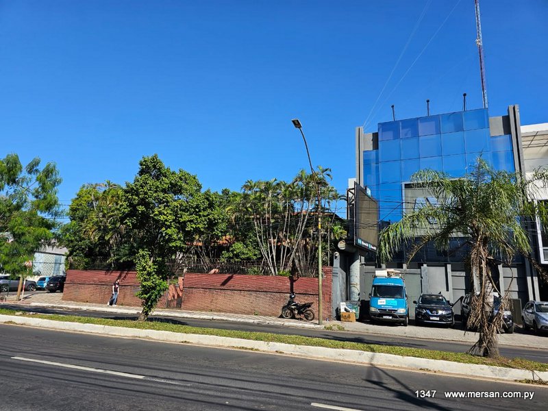 Esquina De 1.025 M2 Sobre Avda. Mcal. López - Villa Morra (CóD. 1347) — foto 3