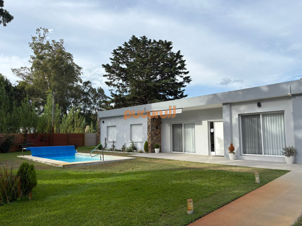 Casa en venta en Solanas