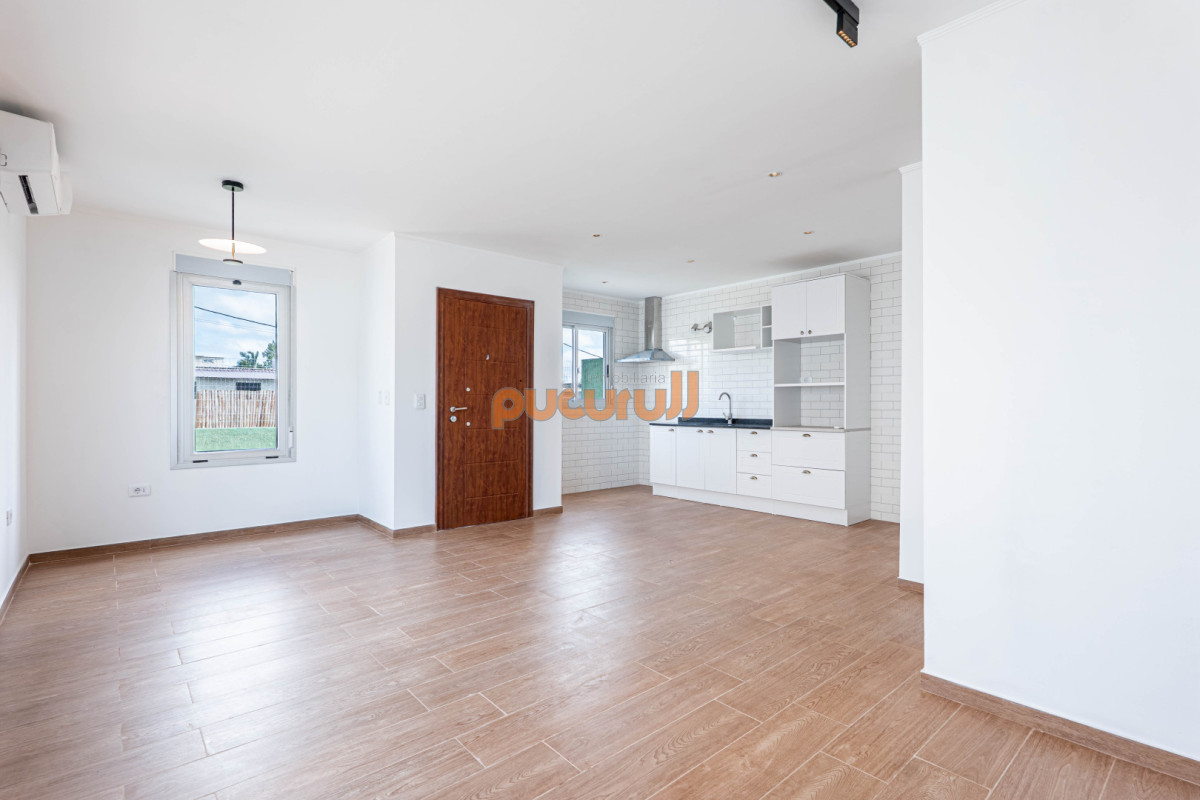 CASA EN VENTA DE 3 DORMITORIOS - Maldonado - LAUSANA