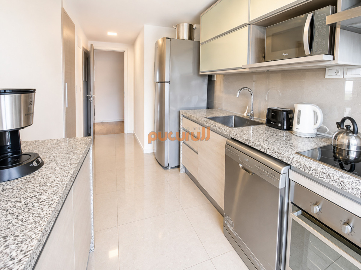 Excelente Apartamento de 2 Dormitorios en Alexander Boulevard, Punta del Este · Foto 6