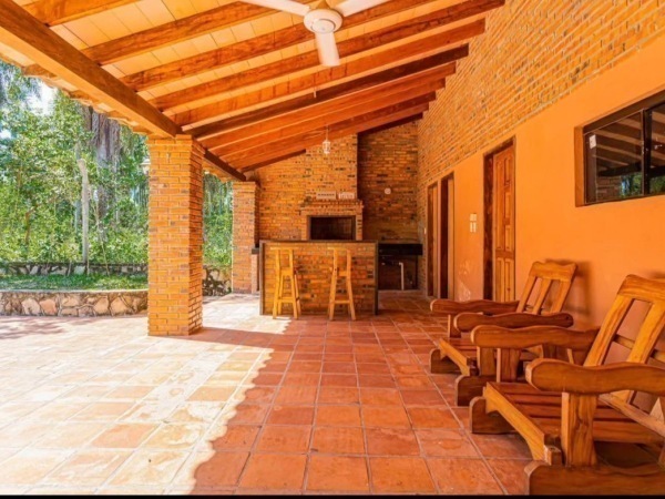 VENTA DE HERMOSA CASA EN SAN BERNARDINO — foto 3
