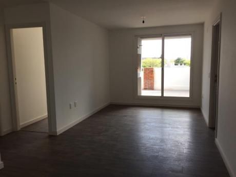 Bosques Del Prado. Penthouse Con Parrillero.
