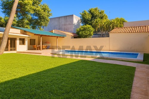 Casa en venta en Cañada del Ybyray